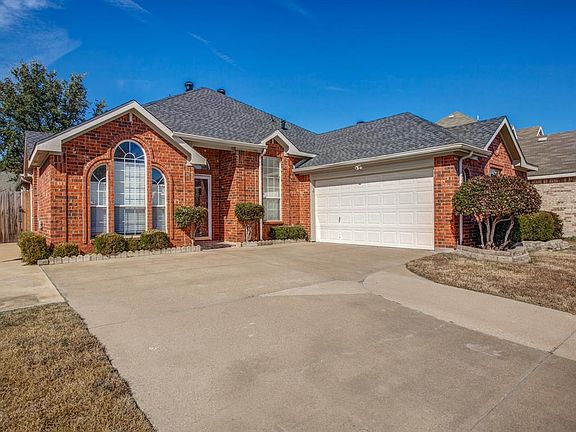 2nd image of 5106 Goldenrain Dr