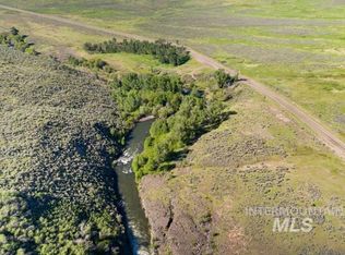 810 Little Wood Reservoir Rd, Carey, ID 83320