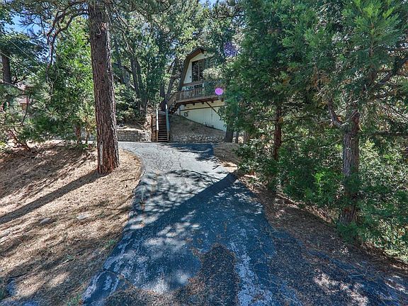 4th image of 1137 Evergreen Ln