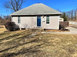 703 A Ave W, Albia, IA 52531