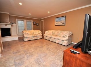 347 Cindy St, Old Bridge, NJ 08857