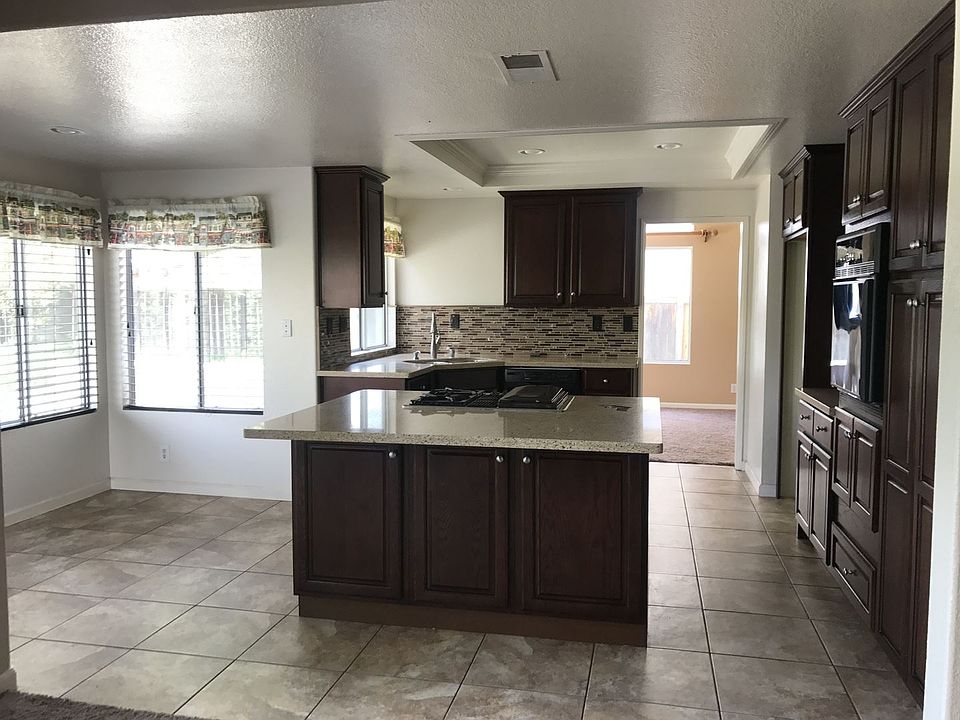 1st image of 25720 La Salina Pl