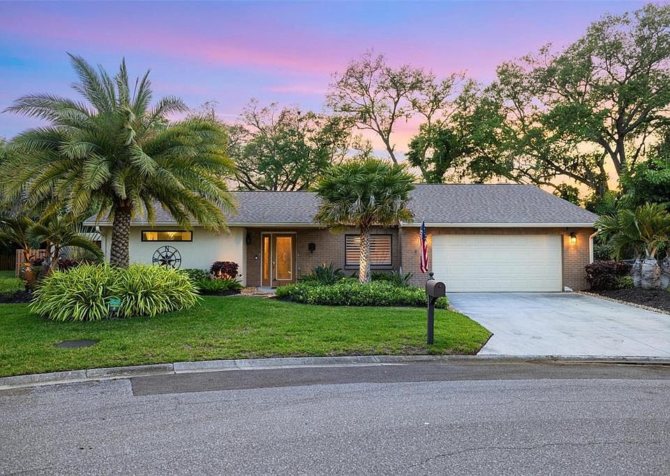 1st image of 225 Mimosa Cir