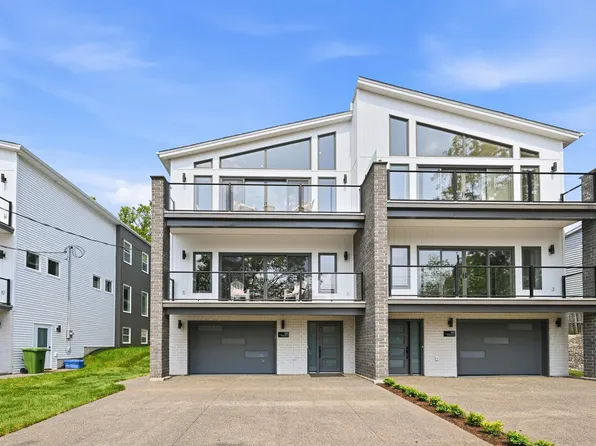 398 Shore Dr, Bedford, NS B4A 2C6