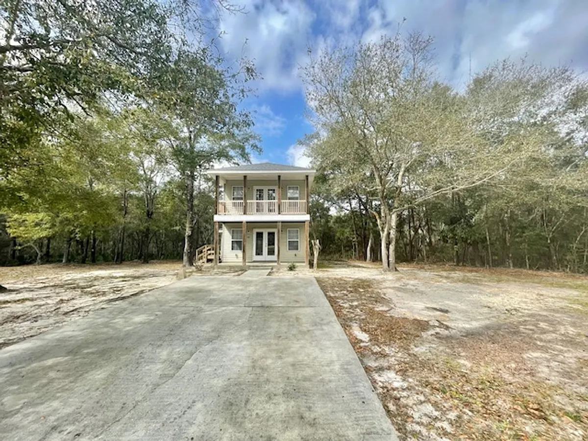 Building Photo - 140 Hickory Loop Dr