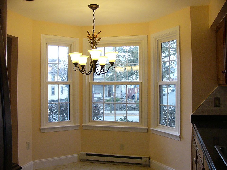 2nd image of 510 Sarah St