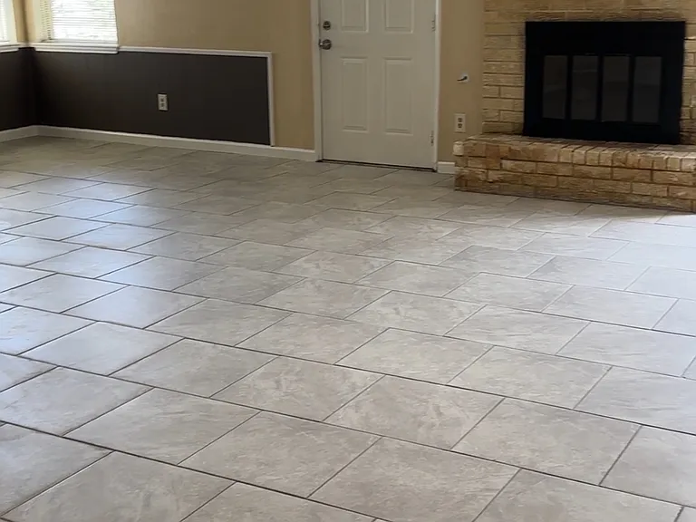 21711 Meadowhill Dr — Photo 3