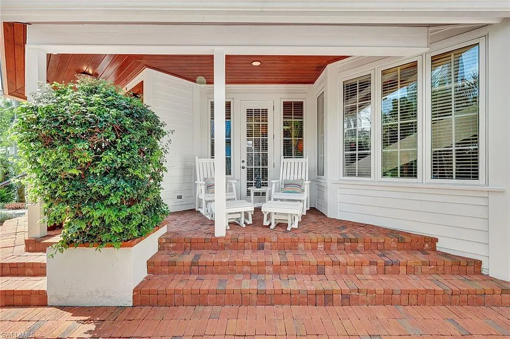 3 bed, 4.0 bath, 3065 sqft, $34,000 — Photo 2