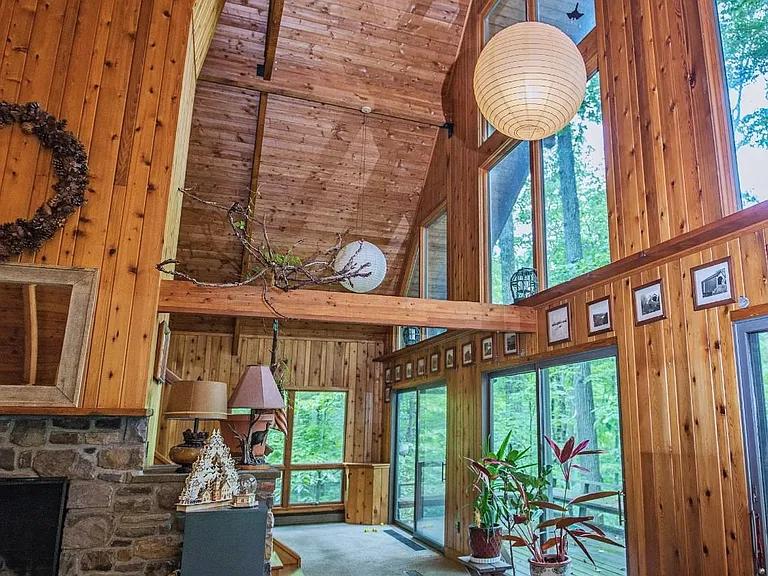6489 Old Carversville Rd — Photo 5