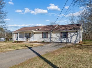 206 Central Ave, Chapel Hill, TN 37034