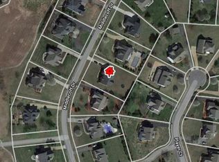 11925 Middlecoff Dr, Chester, VA 23836