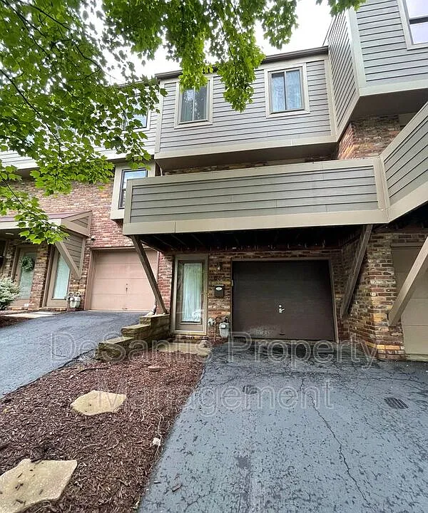 604 Arkwood Dr