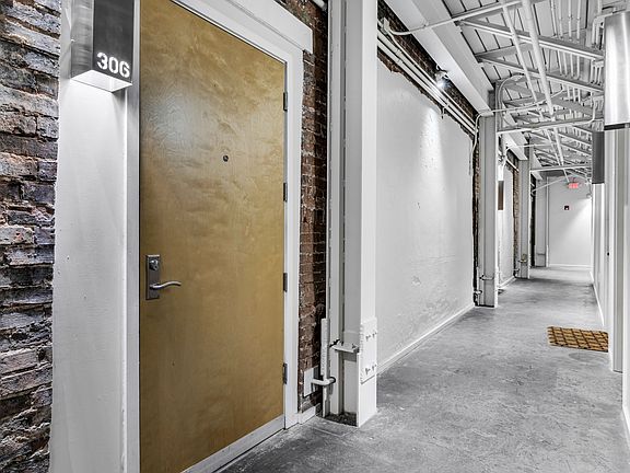 2nd image of 309 Church St APT 306