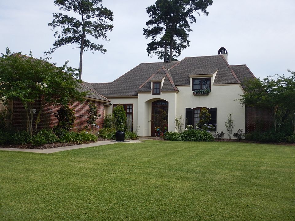 1st image of 2335 Longue Vue Dr