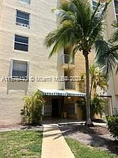 4th image of 2935 NE 163rd St APT 5A