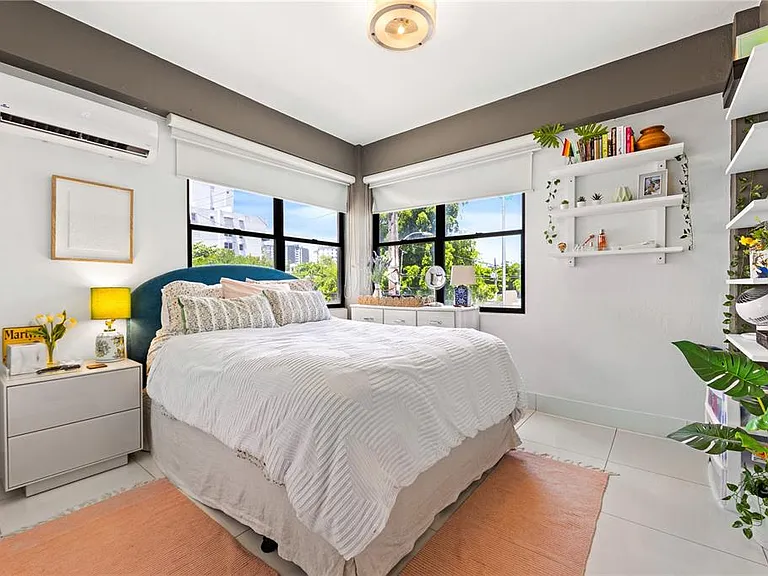 1504 Avenue Ashford Cond Sea Vw #2C — Photo 8