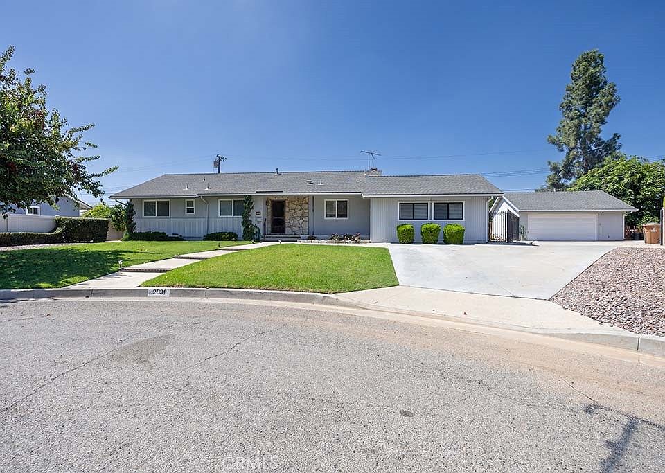 1st image of 2831 Spruce Pl
