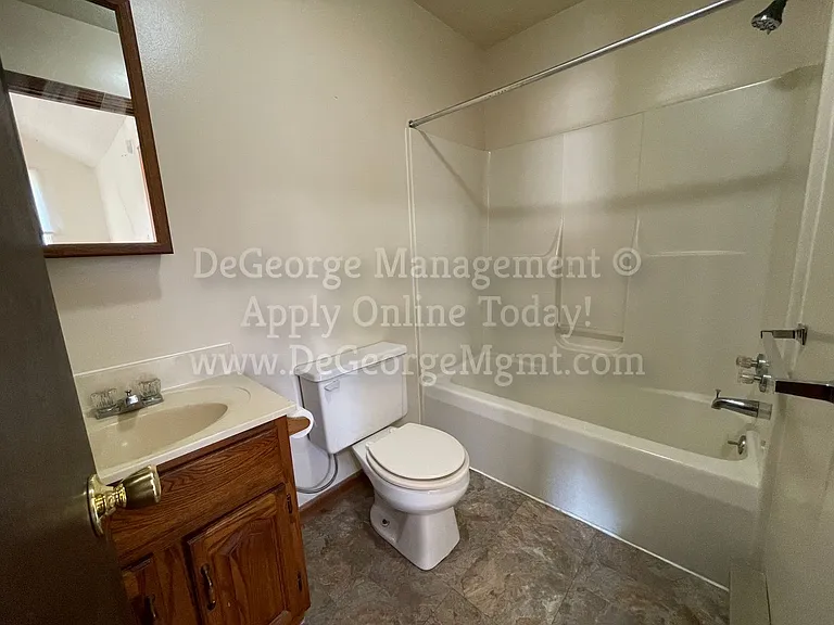 Lake Country Gardens - Apartments for Rent in Waterport NY — Photo 19