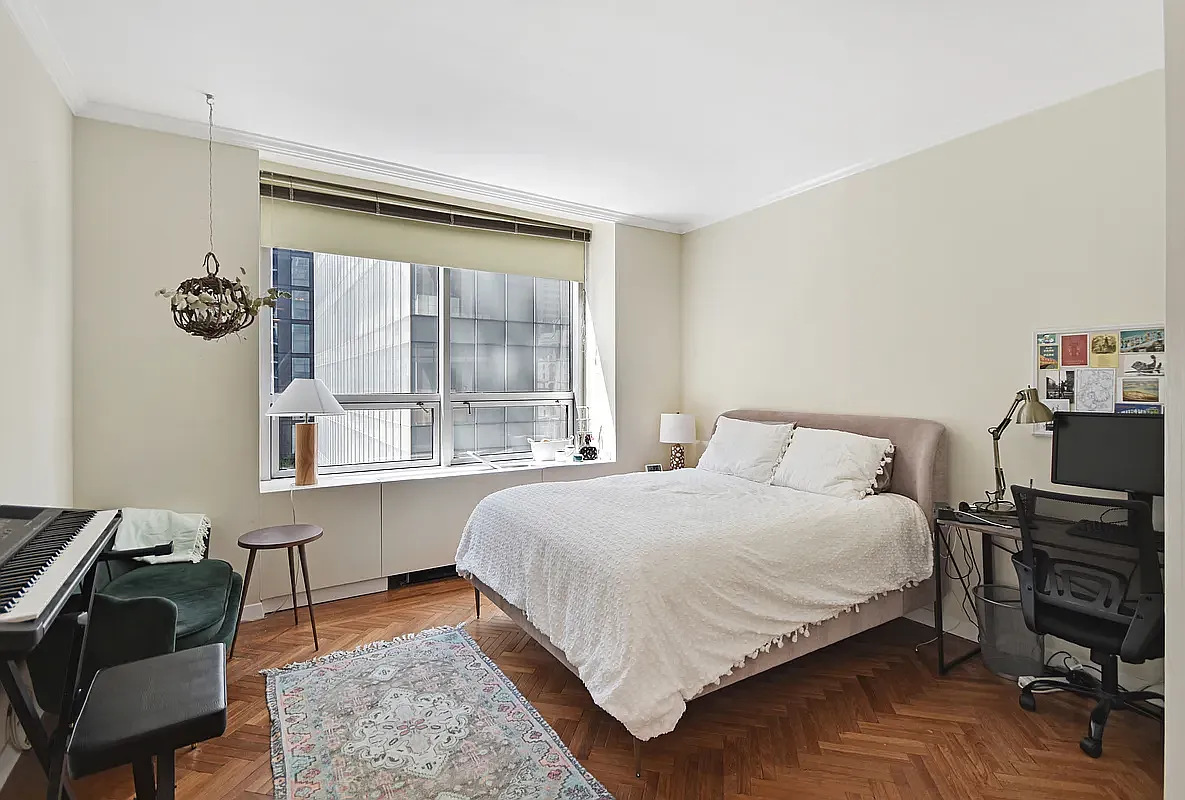 15 West 53rd Street — Photo 2