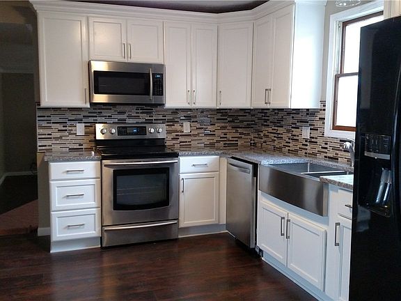 5th image of 4818 Tanglewood Dr