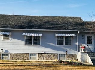 1406 Maple St, Sidney, NE 69162