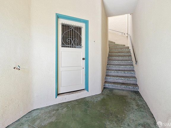 3rd image of 1590 Treat Ave