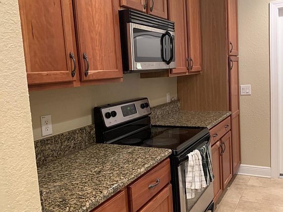 5th image of 1795 Noel Pl Unit 104
