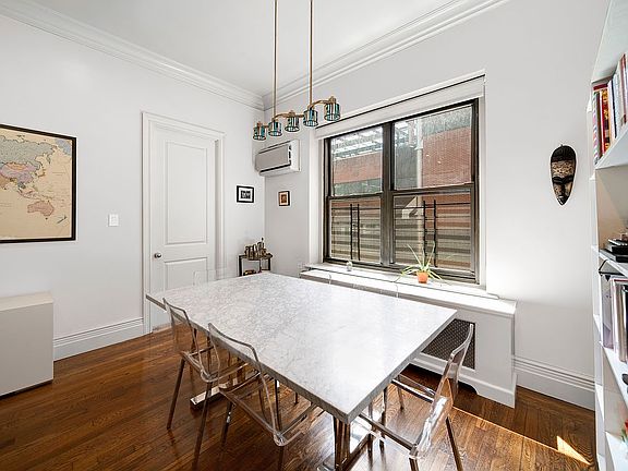 3rd image of 120 E 86th St APT 6C