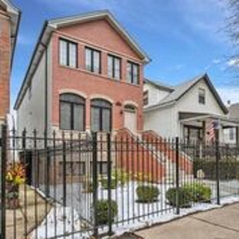 1st image of 2718 N Fairfield Ave