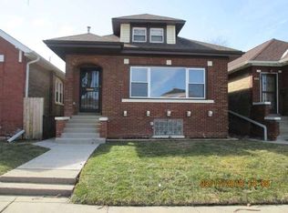 9318 S Prairie Ave, Chicago, IL 60619