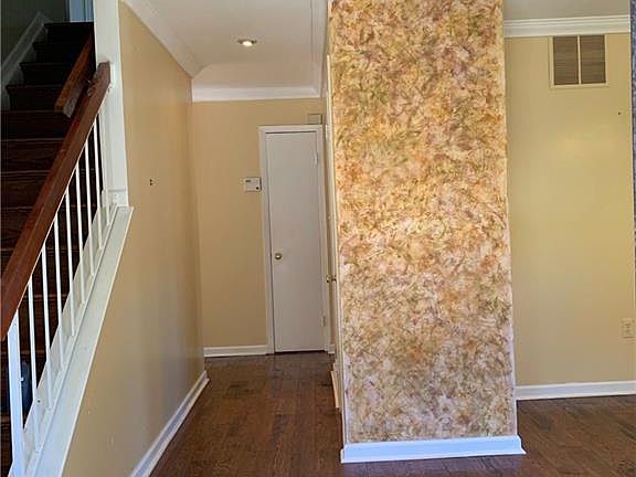 4th image of 1707 Merrywood Dr