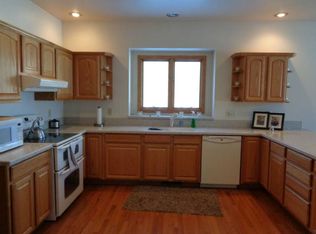 1919 S Schreiber Rd, Midland, MI 48640