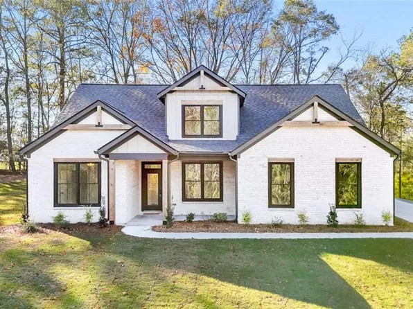 111 Maple Valley Dr, Jenkinsburg, GA 30234