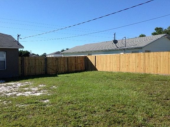 5th image of 2880 Lockwood Blvd