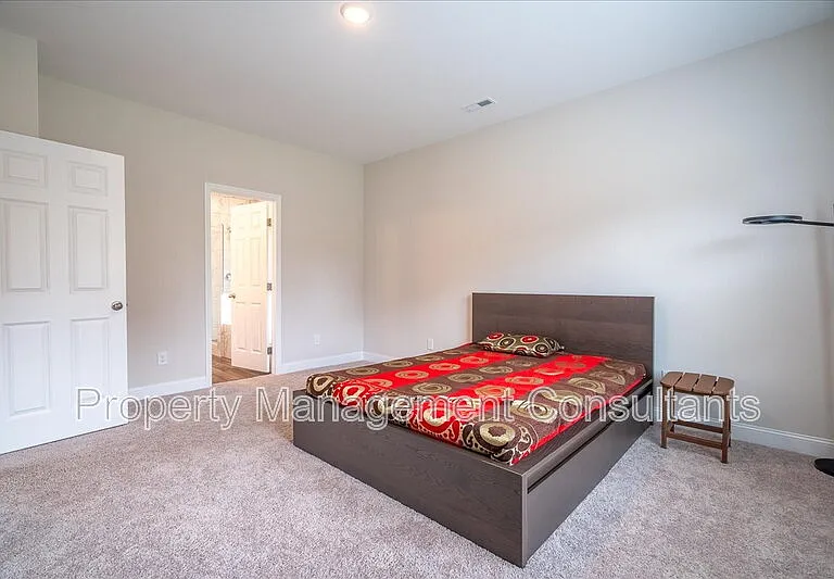 330 Creek Grove Ave — Photo 21
