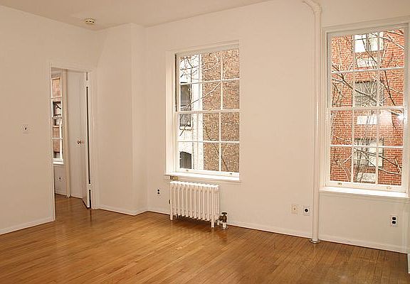 4th image of 316 E 92nd St APT 4RC
