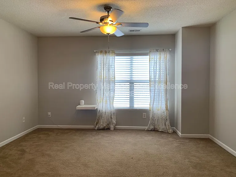 173 Steam Engine Way — Photo 16