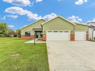 2804 Clarion Rd, Urbana, IL 61802