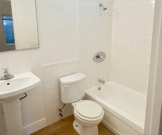 185 Athol Avenue — Photo 3