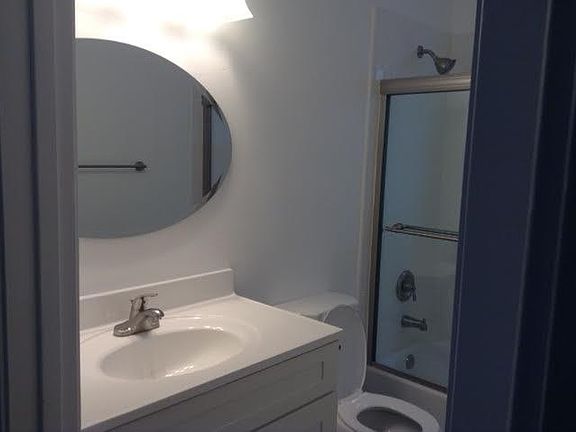 4th image of 1366 Monte Vista Ave APT 5