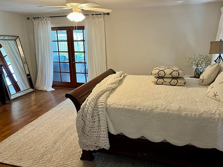 410 Rio Casa Dr S — Photo 12