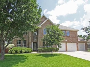 28000 Oakland Hills Dr, Georgetown, TX 78628