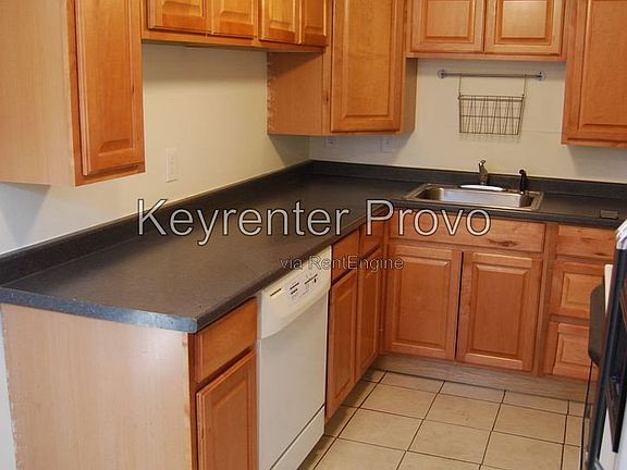 3rd image of 853 Memmo Dr #B