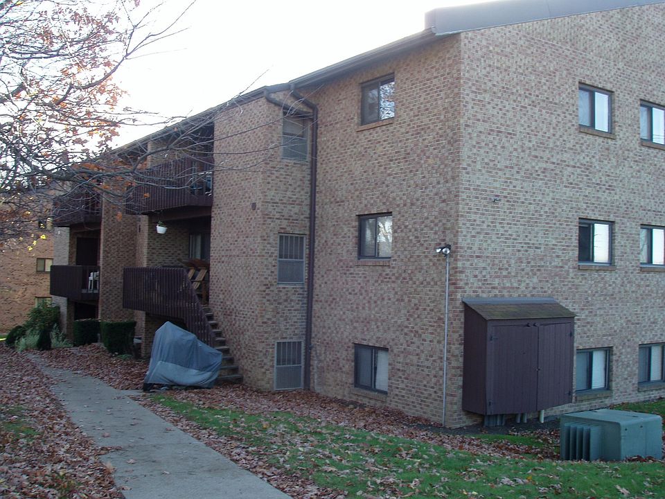 2nd image of 1205-2 Dutilh Rd
