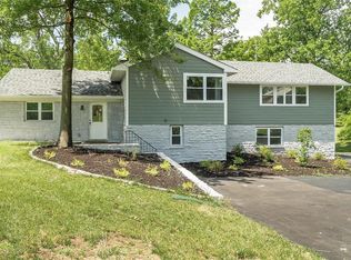9931 Hilltop Dr, Saint Louis, MO