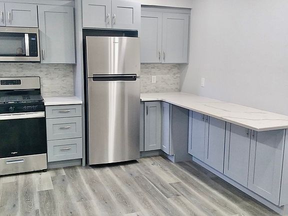2nd image of 395 Walker St #1R