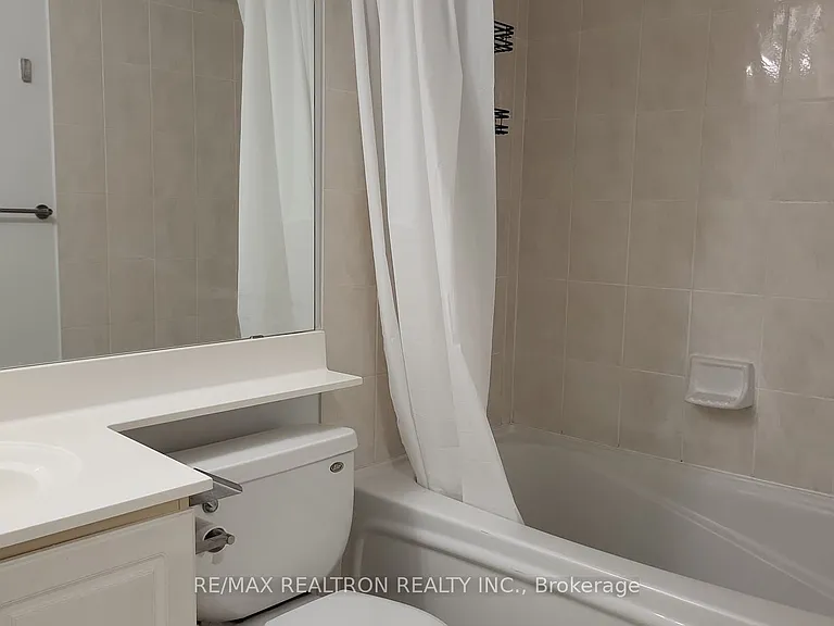 31 Bales Ave #208 — Photo 7