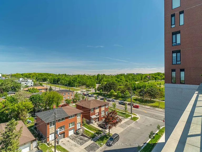 3100 Keele St #423 — Photo 35