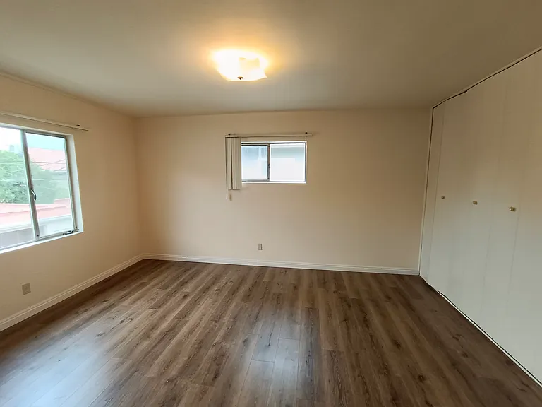 739 Southview Rd #D — Photo 5