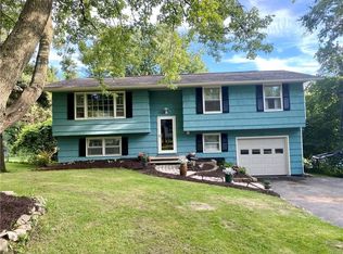 3350 Fairview Dr, Syracuse, NY 13215